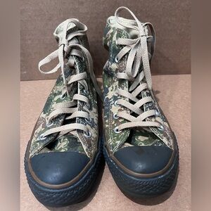RARE GAS MASK‎ CAMO HIGHTOP CONVERSE SIZE 5M/7W